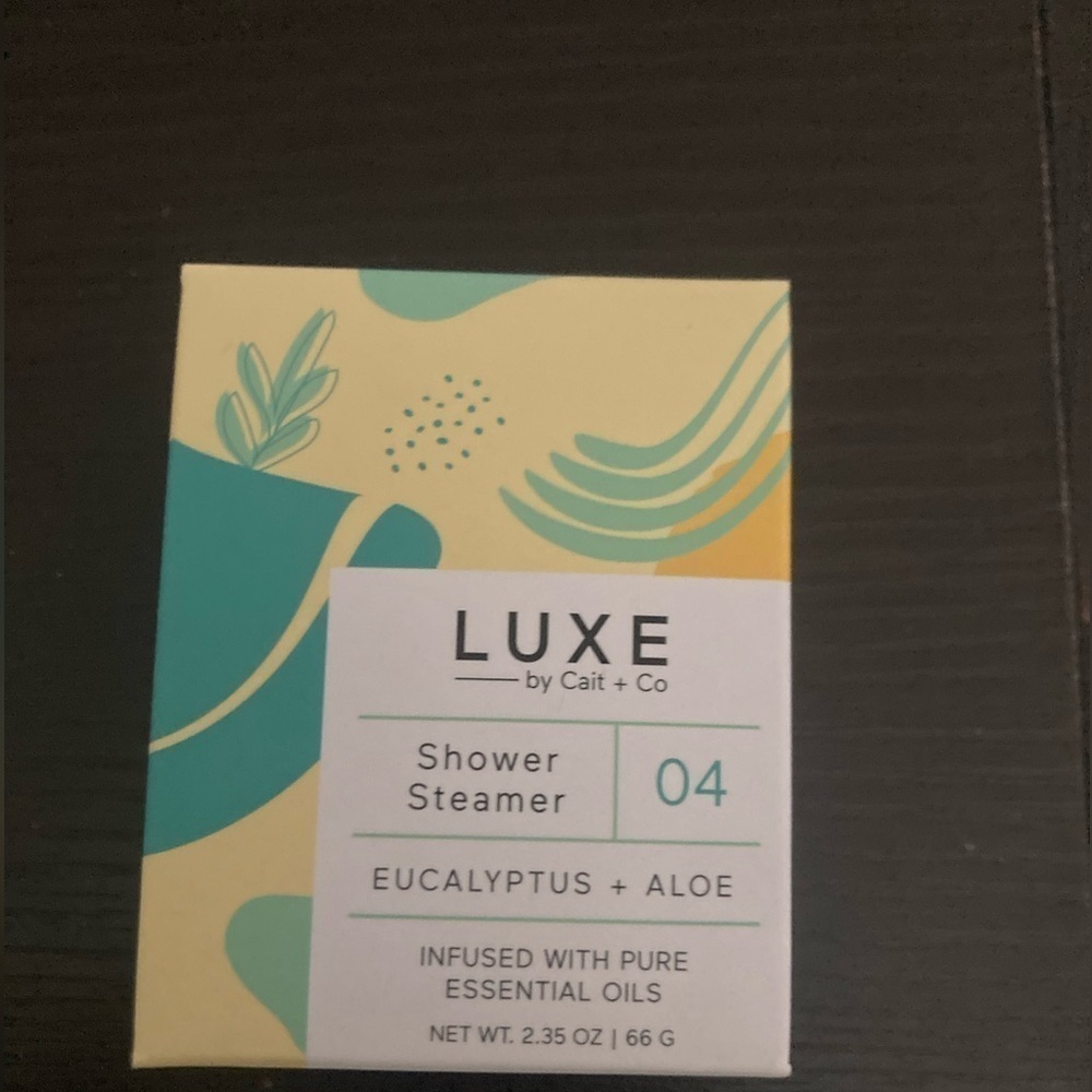 4/$25 Luxe by Cait & Co Shower Steamer with Eucalyptus and Aloe. New in box